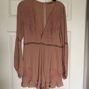 For Love and Lemons Lilou Floral Romper Dusty Rose